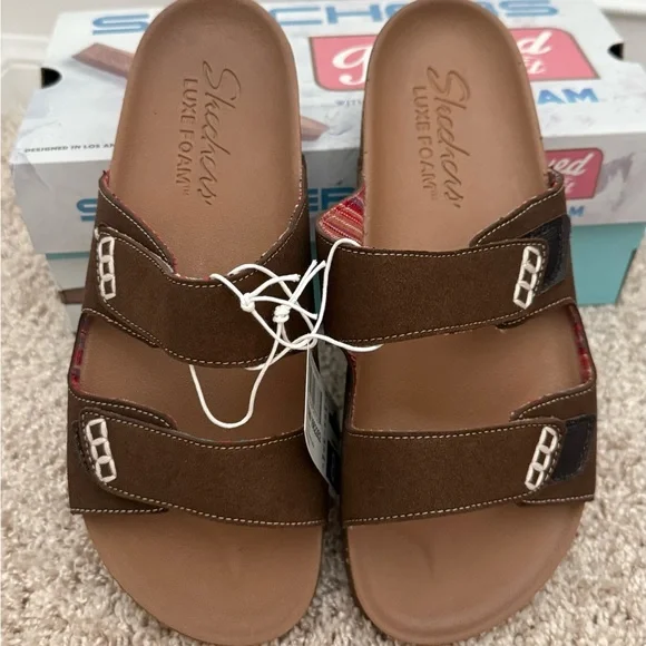 Skechers Luxe Foam Brown Slide Sandals - Picture 2 of 3